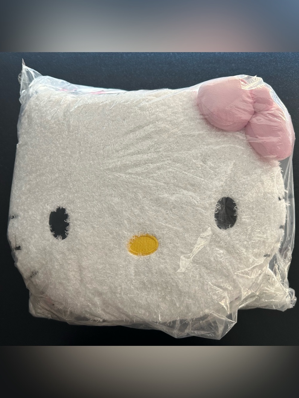 Hello Kitty Decorative Plush Pillows 2 Pack